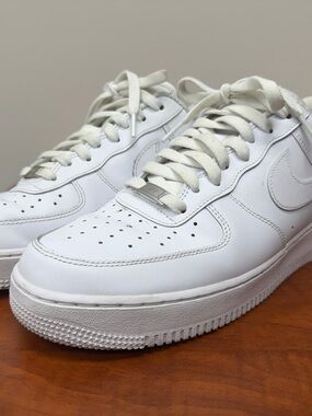 “Triple White” Nike Air Force 1’s
